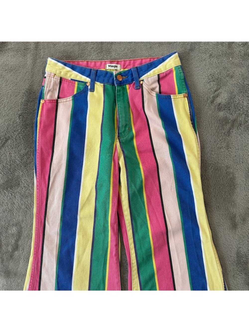 Wrangler Wanderer High Rise Flare Bell Bottom Rainbow Pop Jeans Women's 28 - Picture 2 of 9